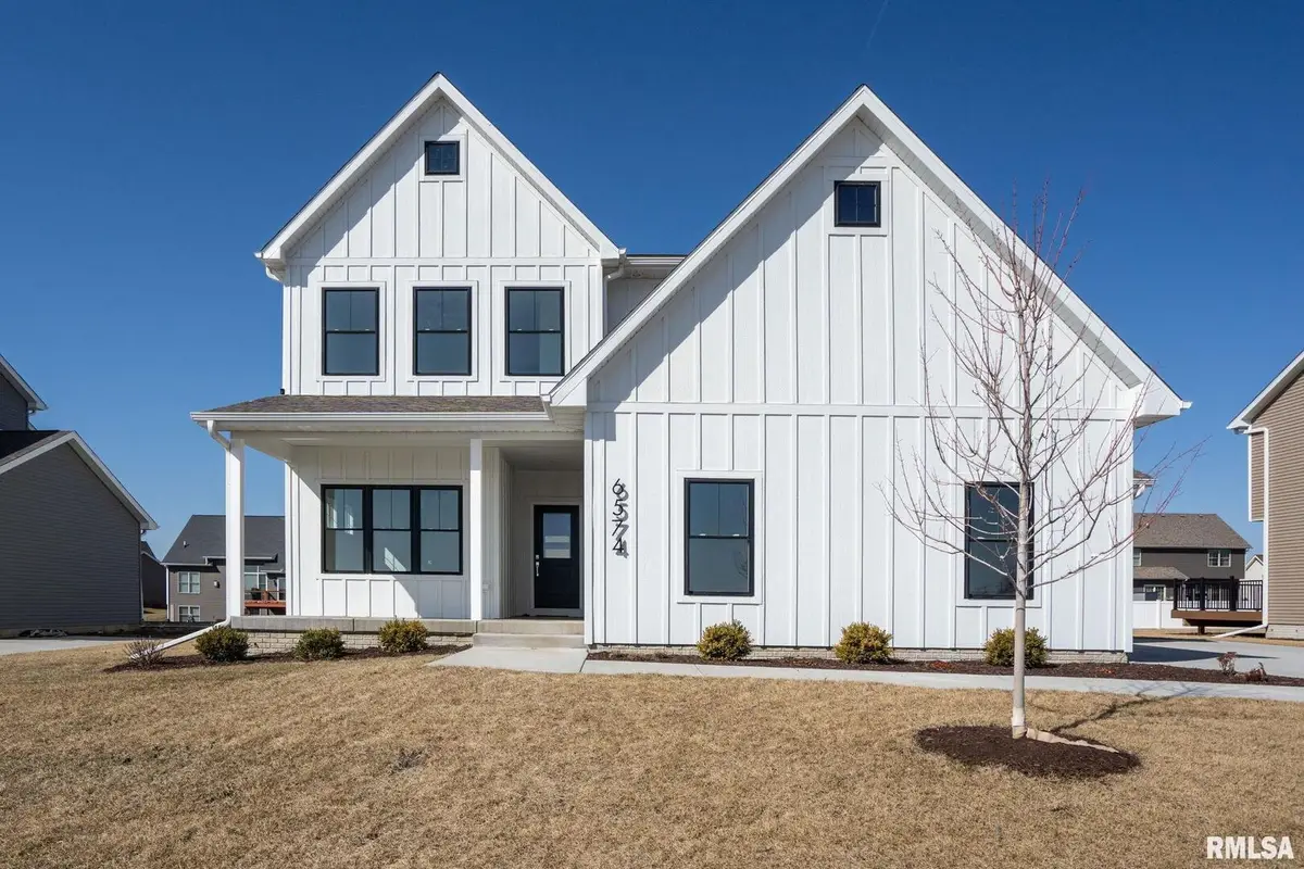 6574 Pelican Street, Bettendorf, IA 52722 - #1