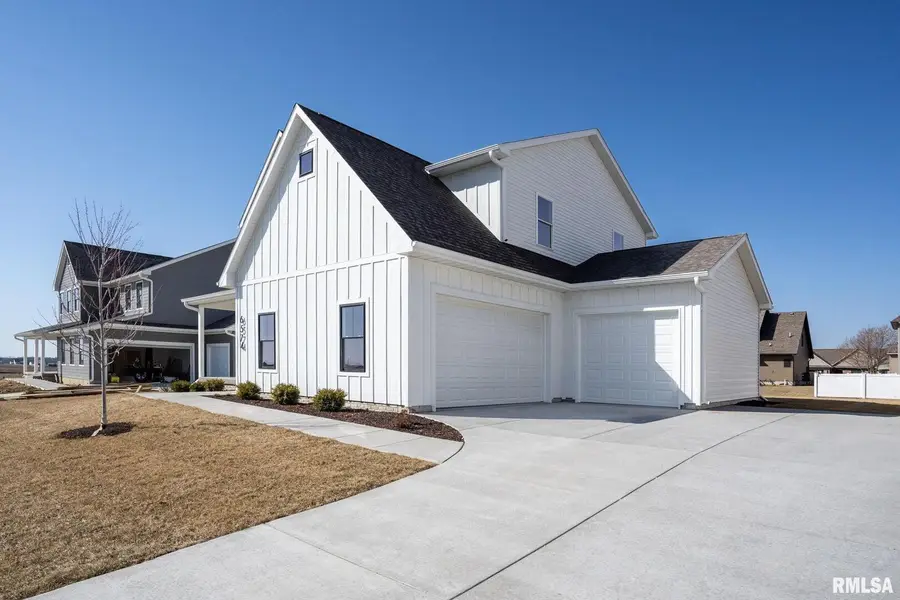 6574 Pelican Street, Bettendorf, IA 52722 - #2