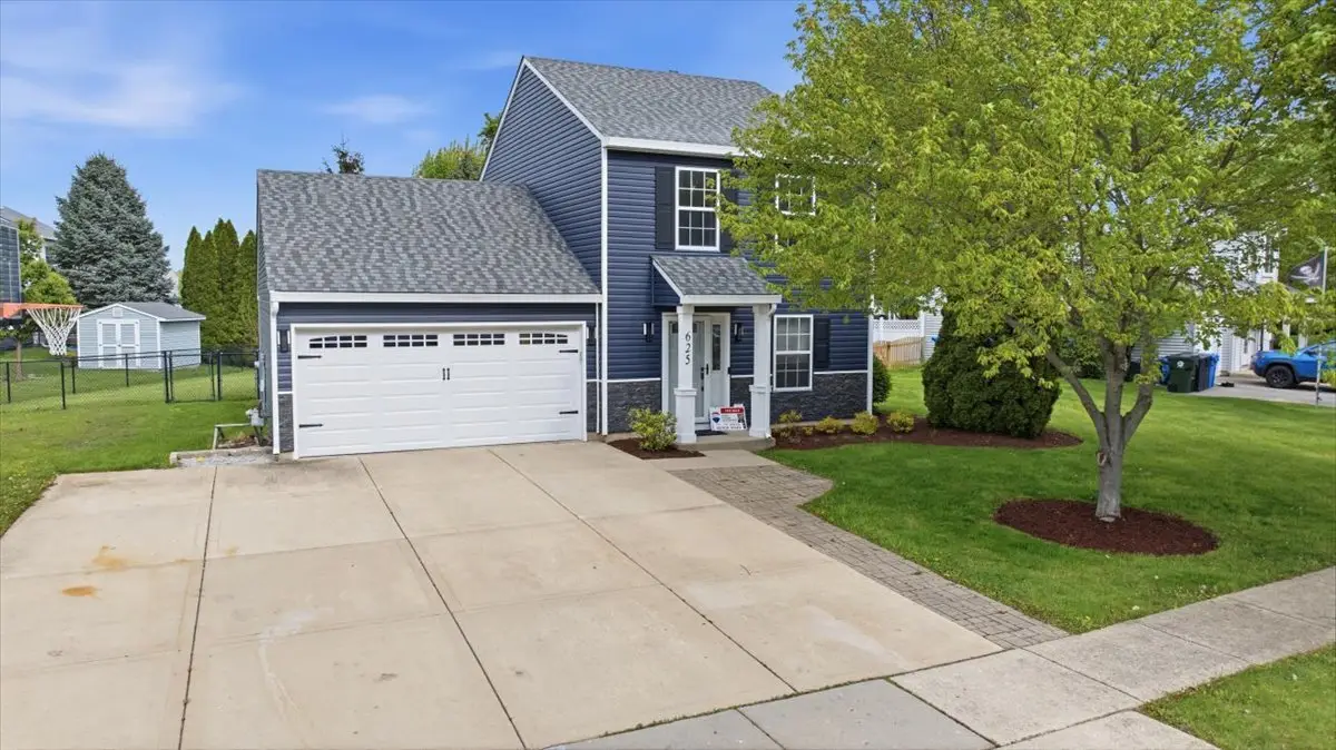 625 Fairview Lane, South Elgin, IL 60177 - #1