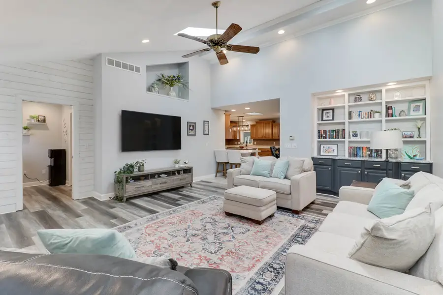 8989 Tamarac Way, Bloomington, IL 61705 - #3