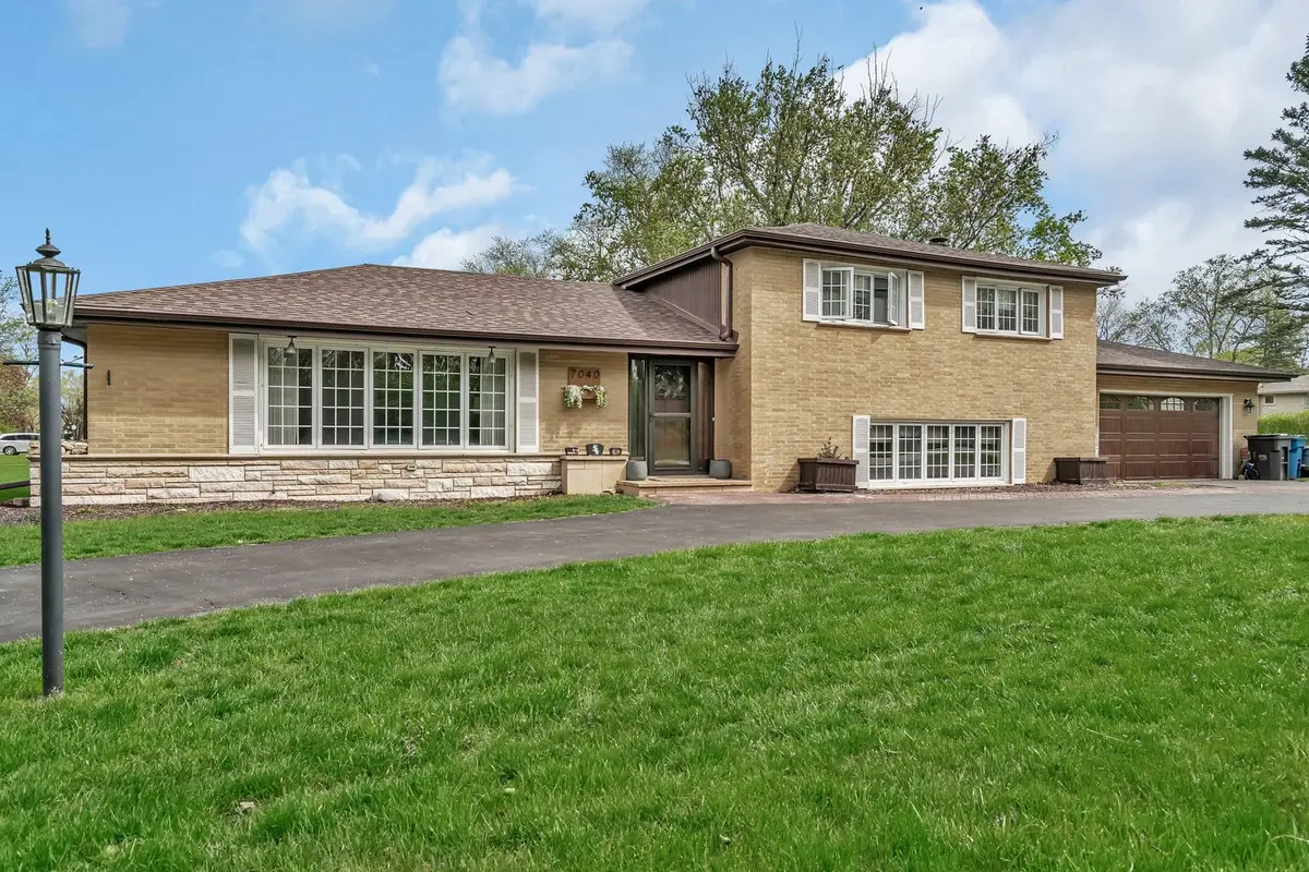 7040 W 131st Street, Palos Heights, IL 60463 - #1