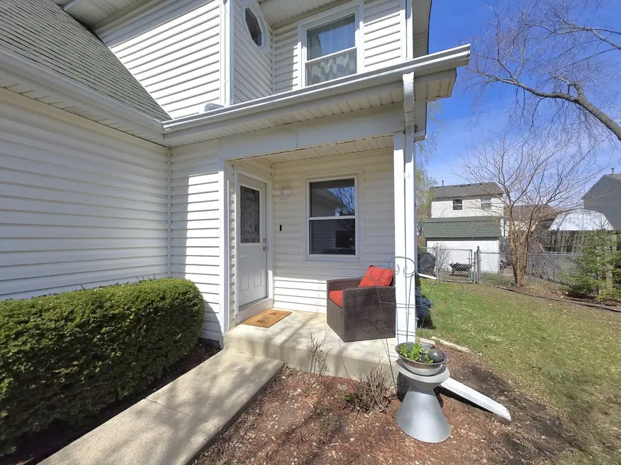 358 Westgate Terrace, Streamwood, IL 60107 - #2