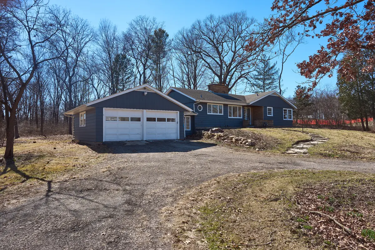 25W621 Indian Hill Woods Drive, Naperville, IL 60563 - #1