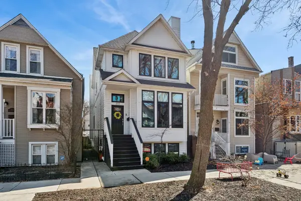 3717 N Hermitage Avenue, Chicago, IL 60613