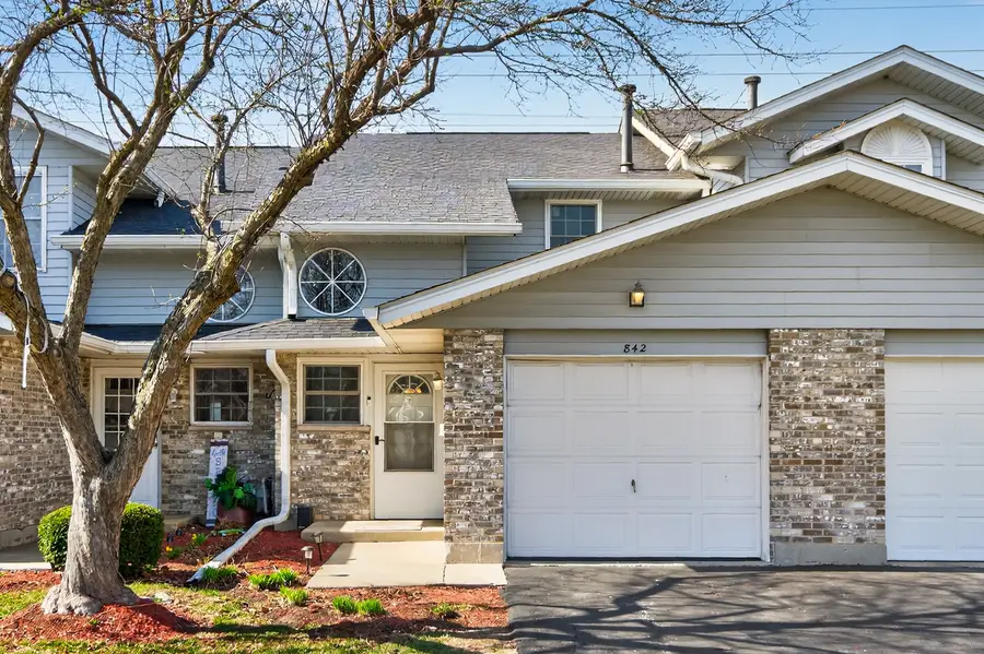 842 N Tamarac Boulevard, Addison, IL 60101 - #2