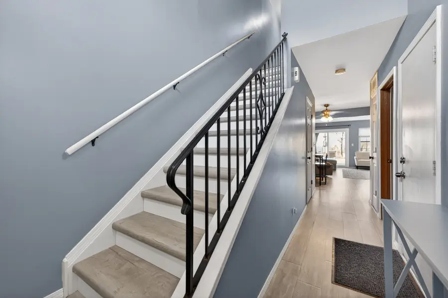 842 N Tamarac Boulevard, Addison, IL 60101 - #3