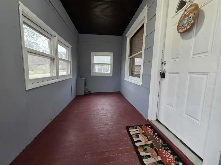 2205 18th Avenue, Rockford, IL 61104 - #3