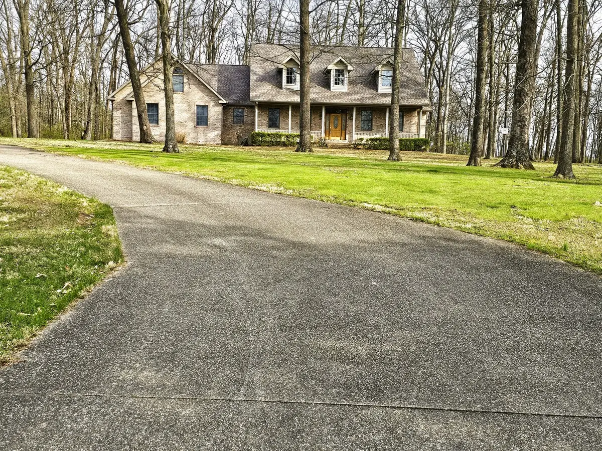 9 Fawn Drive, Fairfield, IL 62837 - #1