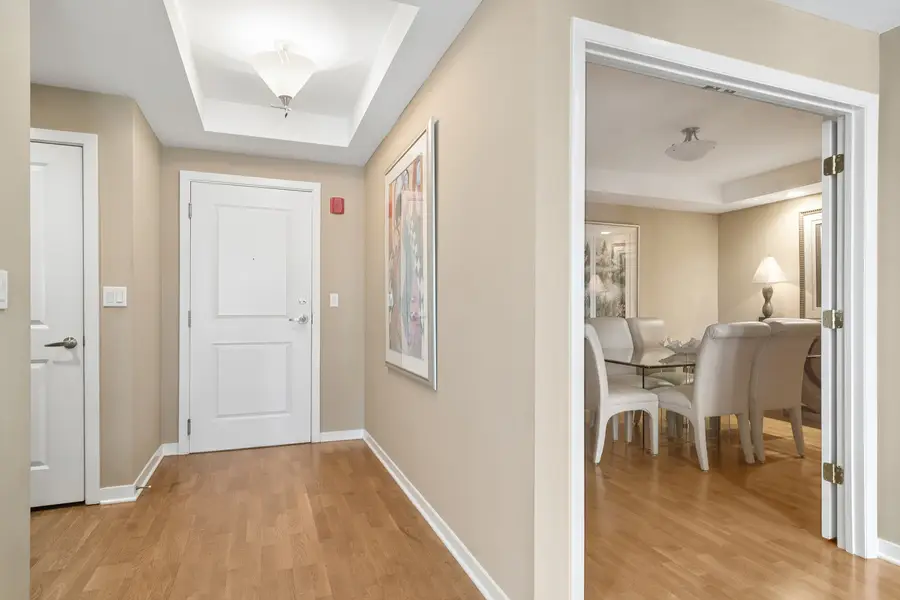 425 Benjamin Drive #202, Vernon Hills, IL 60061 - #3