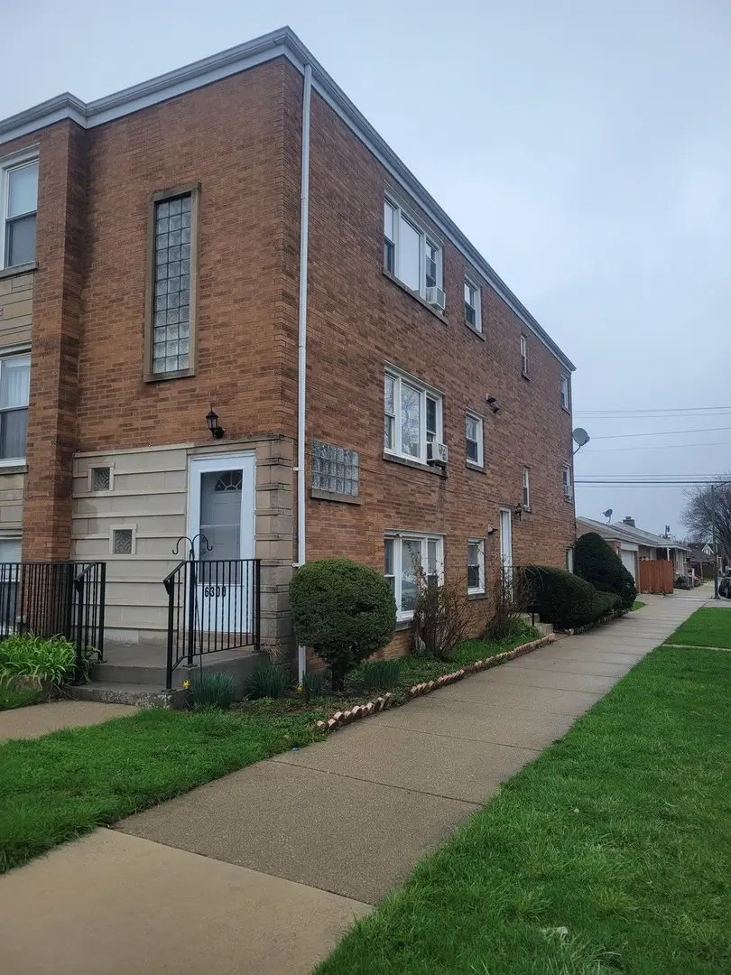 6300 W Belmont Avenue, Chicago, IL 60634 - #3