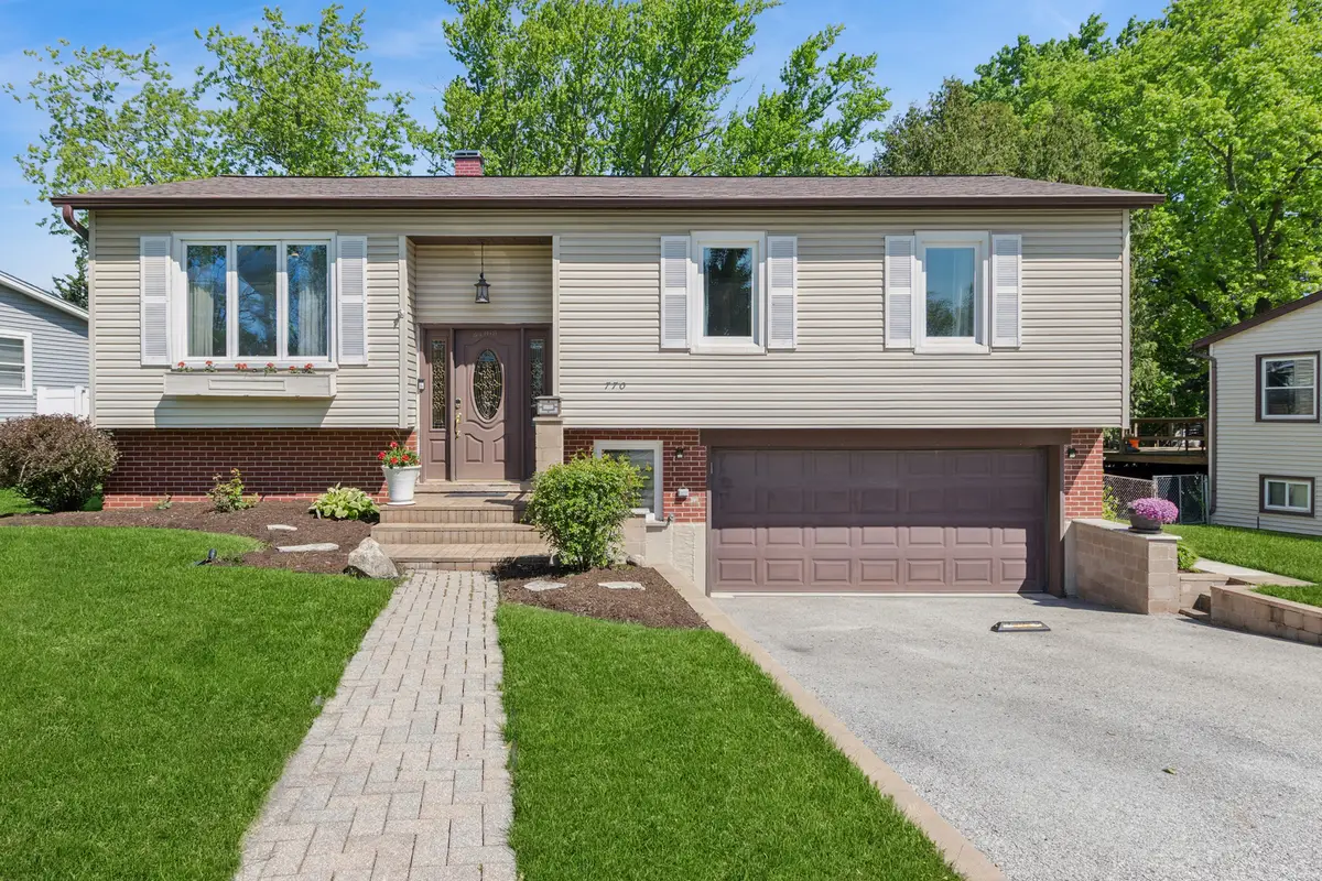 770 Easy Street, Glendale Heights, IL 60139 - #1