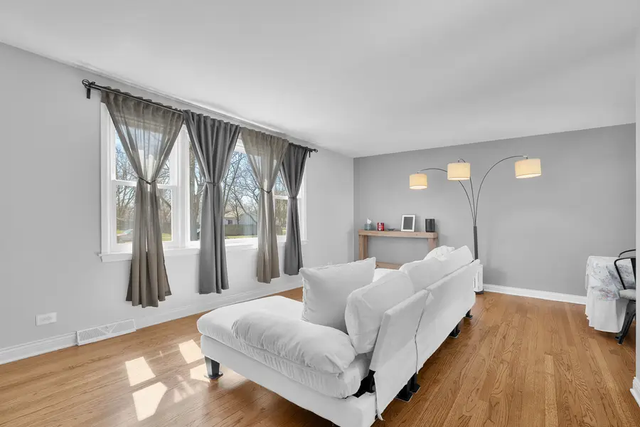 802 Timber Lane, Darien, IL 60561 - #3