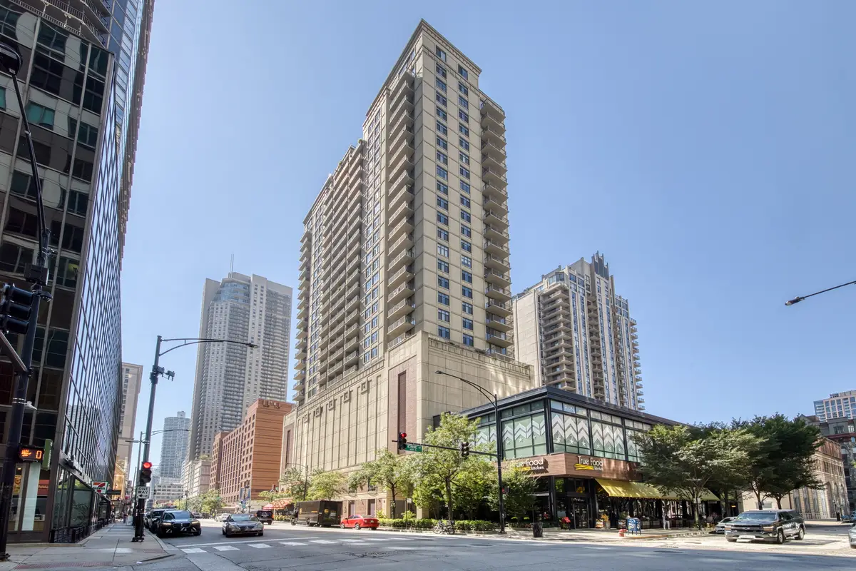 630 N State Street #2601, Chicago, IL 60654 - #1