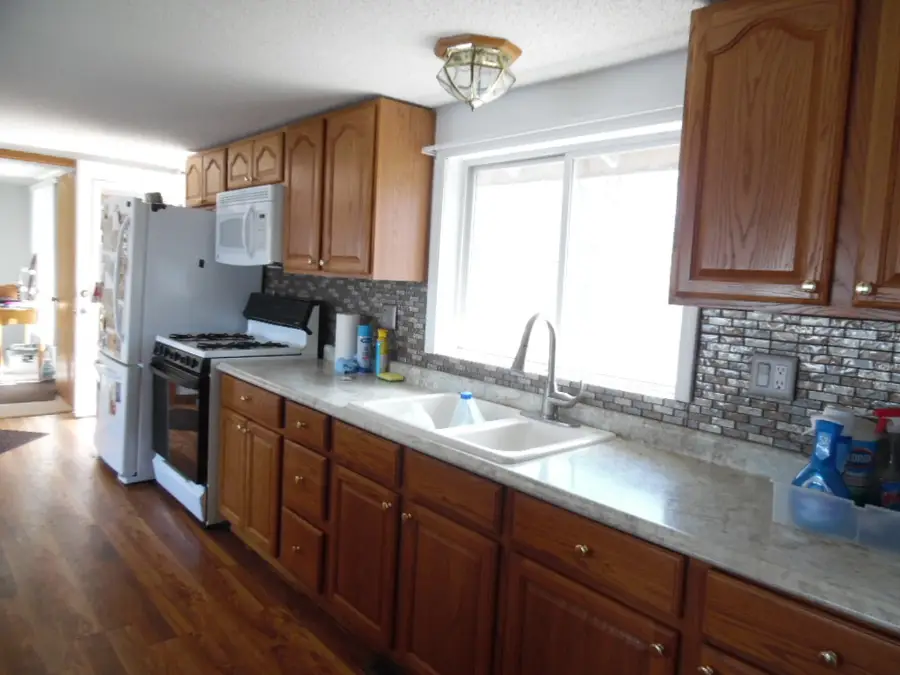 14807 Vans Road, Fulton, IL 61252 - #3