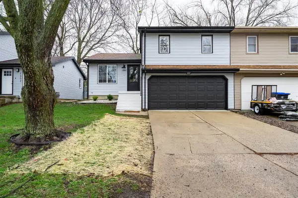 1305 Bancroft Drive, Bloomington, IL 61704