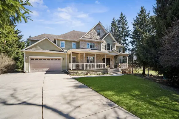 22W155 2nd Street, Glen Ellyn, IL 60137