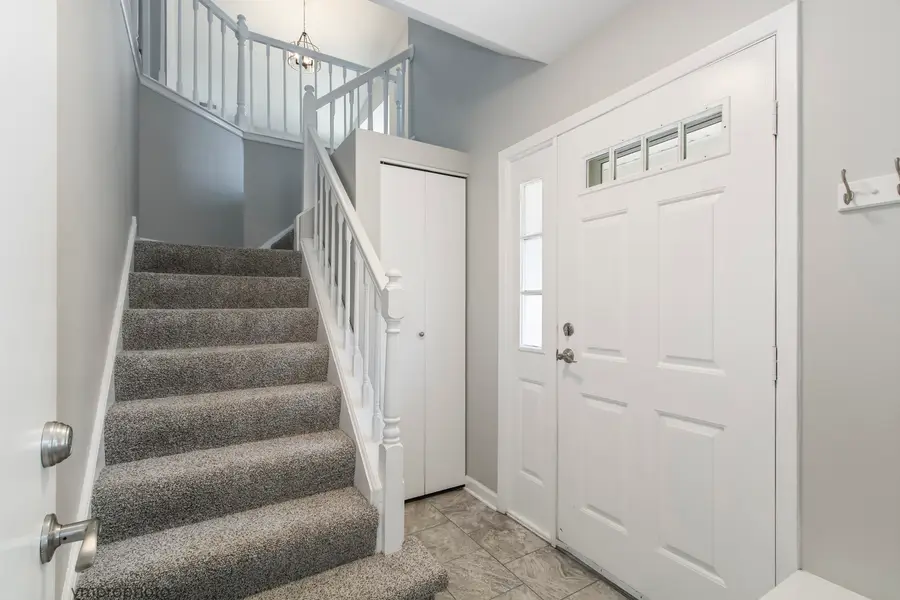 1233 S Wellington Court, Buffalo Grove, IL 60089 - #2