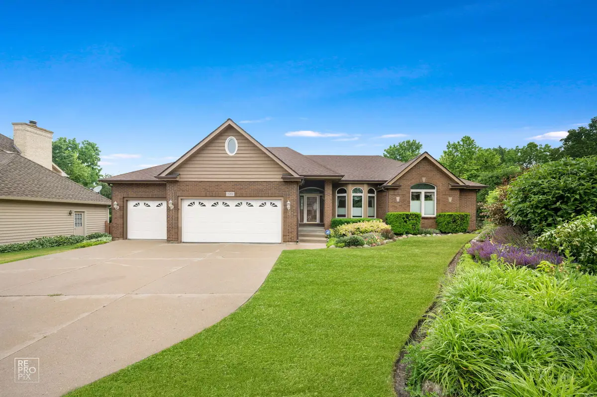589 Edelweiss Drive, Antioch, IL 60002 - #1