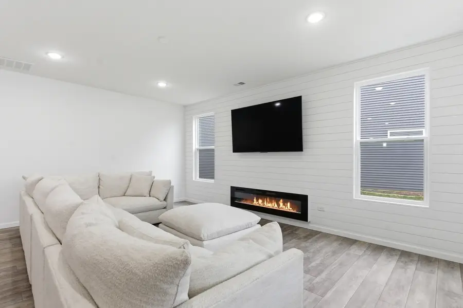 3279 Oak Creek Lane, Aurora, IL 60503 - #3