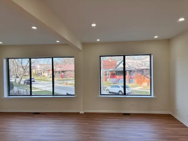 8010 S Ridgeland Avenue #1D, Chicago, IL 60617 - #3