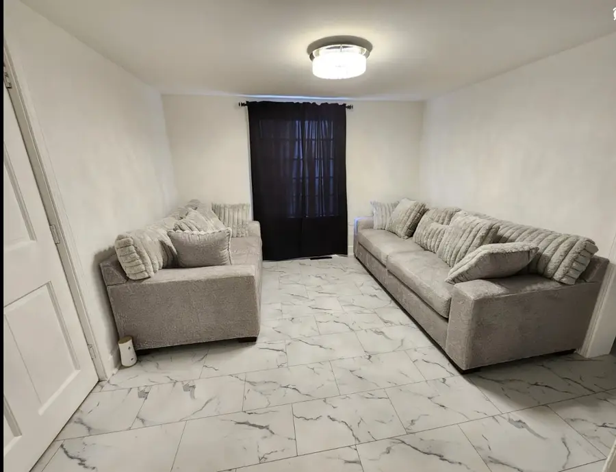 310 N Chestnut Street, Aurora, IL 60506 - #3