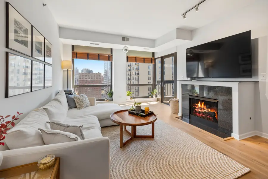 1212 N Wells Street #1602, Chicago, IL 60610 - #2