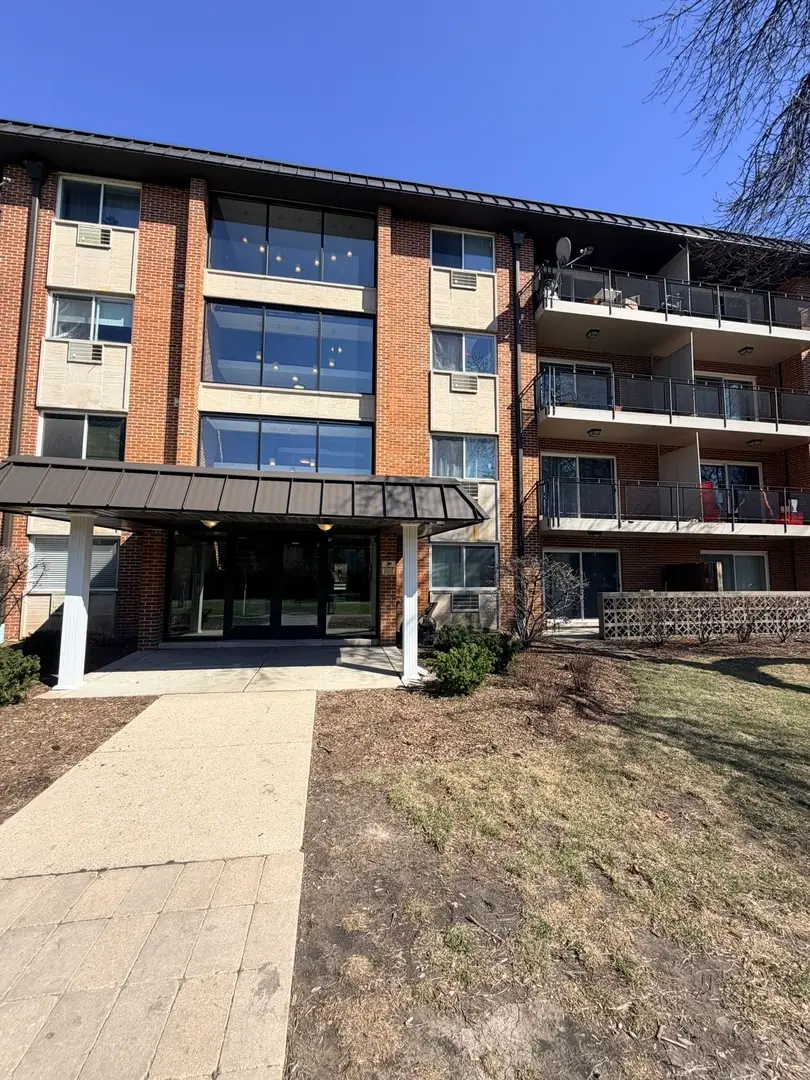 2230 S Goebbert Road #139, Arlington Heights, IL 60005 - #1