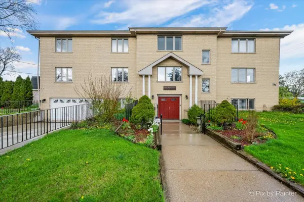 920 N Northwest Highway, Park Ridge, IL 60068