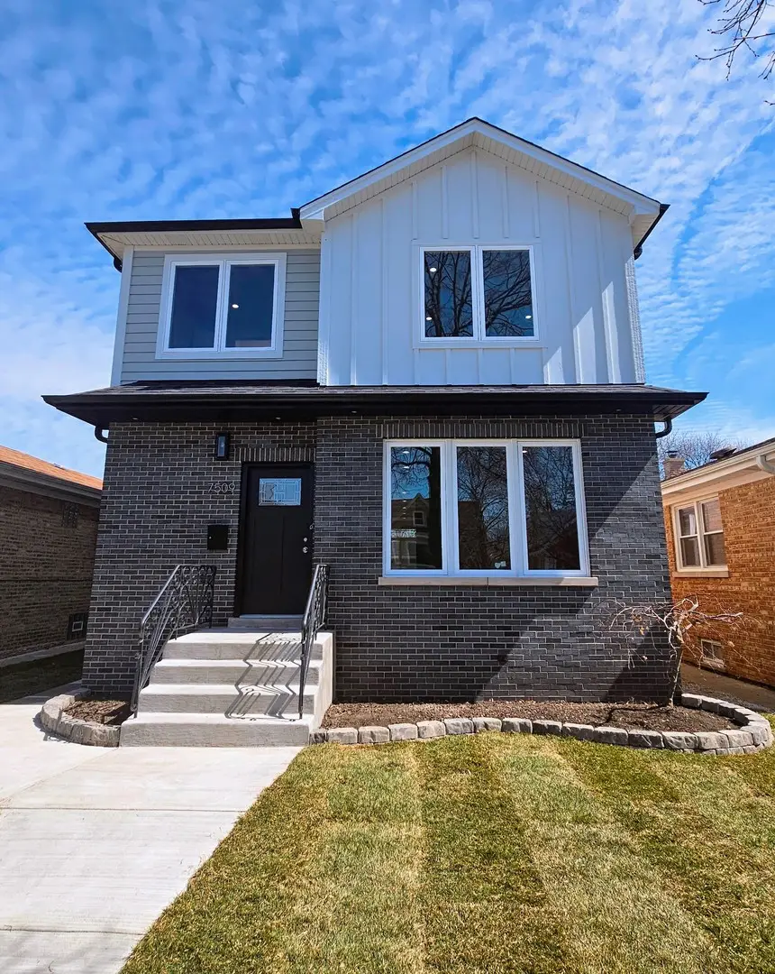 7509 N Oleander Avenue, Chicago, IL 60631 - #2