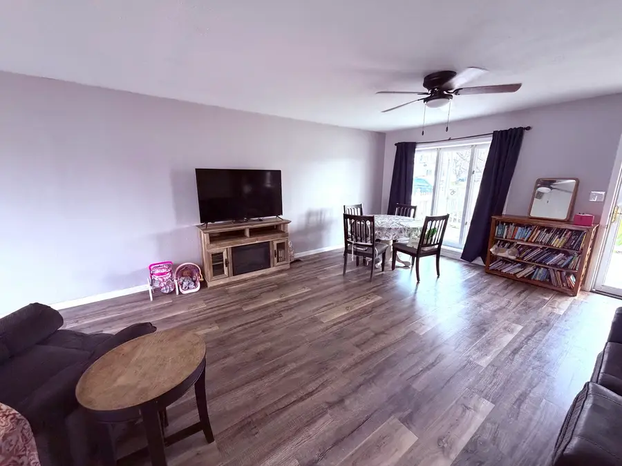 1444 E 4th Street, Centralia, IL 62801 - #3