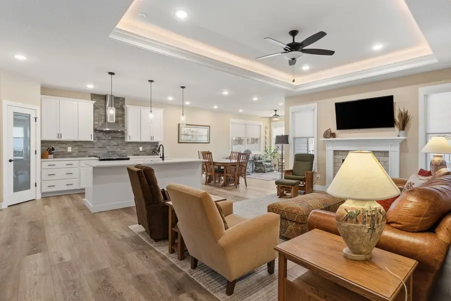 1311 Heights Court, Bettendorf, IA 52722 - #3