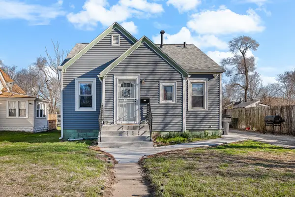 1021 21st Avenue, Rock Island, IL 61201