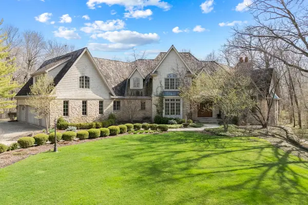 33W551 Hub Road, Wayne, IL 60184