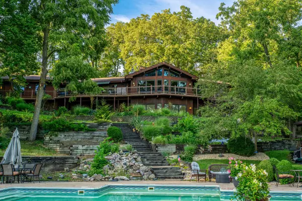 12300 River Road, Plano, IL 60545