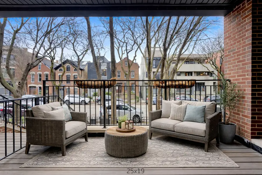 940 N Wolcott Avenue #1, Chicago, IL 60622 - #3