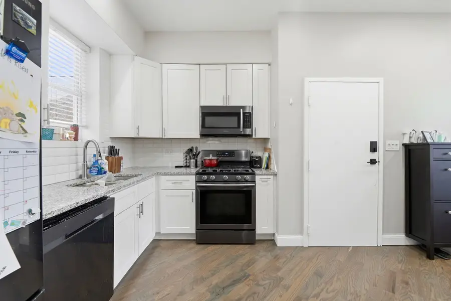 2225 W Warren Boulevard #A3, Chicago, IL 60612 - #3