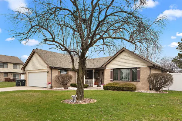 18311 Holland Road, Lansing, IL 60438