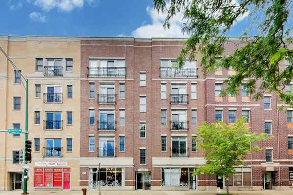1915 W Diversey Parkway #302, Chicago, IL 60614