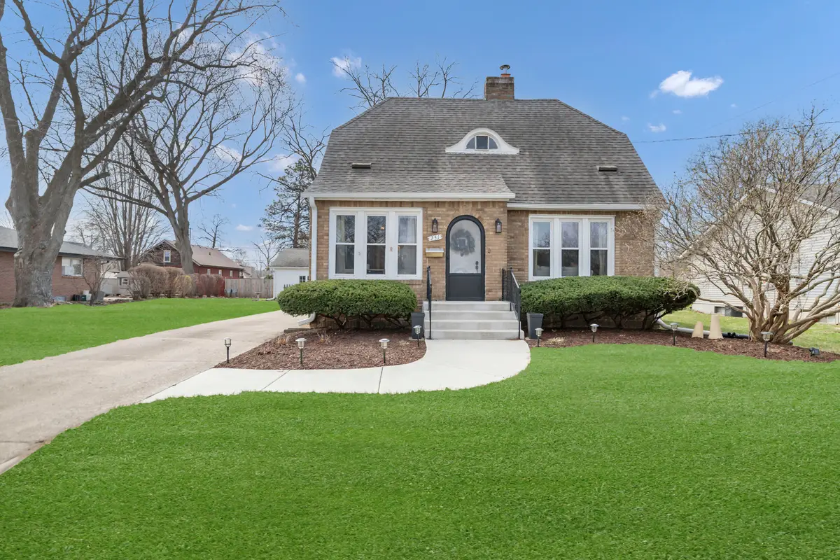 251 Merrill Avenue, Loves Park, IL 61111 - #1