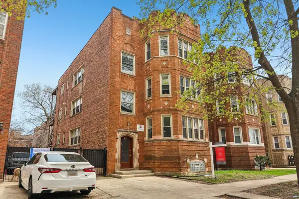 7821 S Phillips Avenue, Chicago, IL 60649