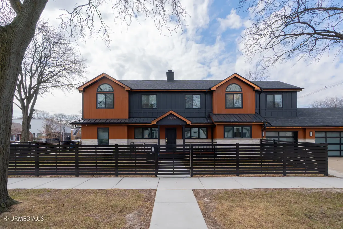 7100 N Sioux Avenue, Chicago, IL 60646 - #1