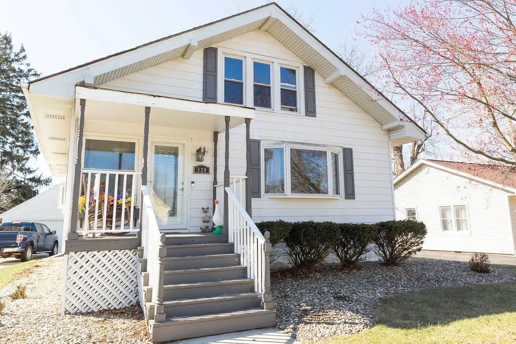 320 W North Street, Peotone, IL 60468 - #1