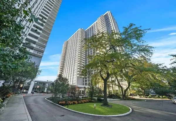 4250 N Marine Drive #1609, Chicago, IL 60613