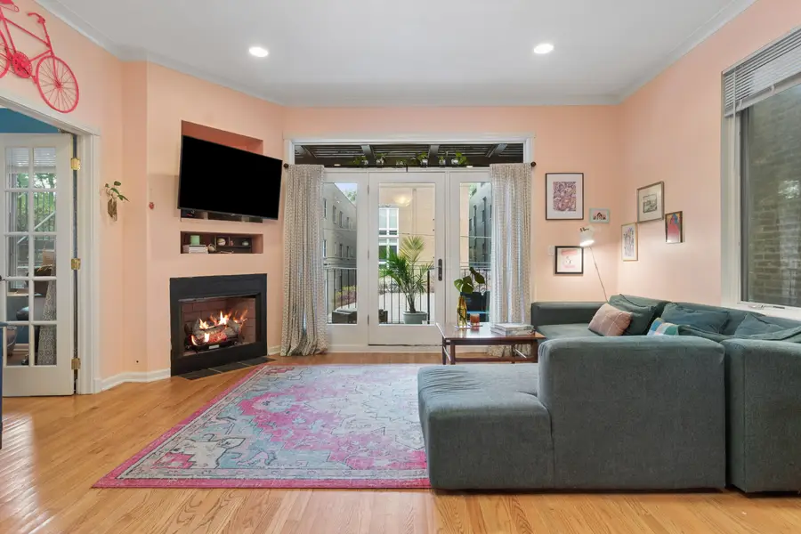 1234 W Winnemac Avenue #4, Chicago, IL 60640 - #3