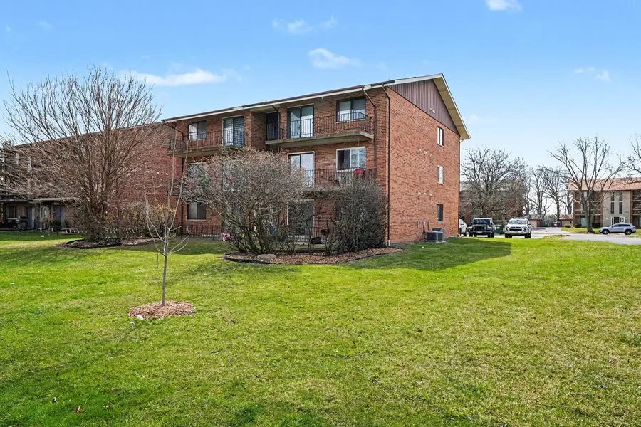 9826 Treetop Drive #2W, Orland Park, IL 60462 - #2
