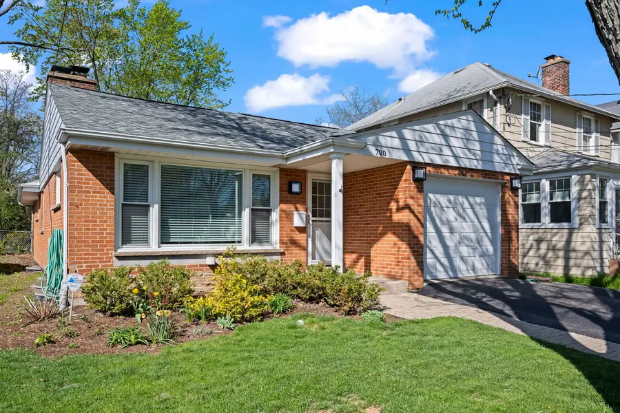 790 Pleasant Avenue, Highland Park, IL 60035 - #3