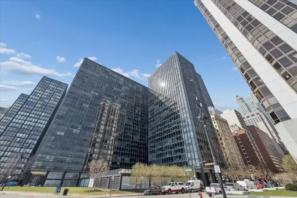 910 N Lake Shore Drive #1415, Chicago, IL 60611