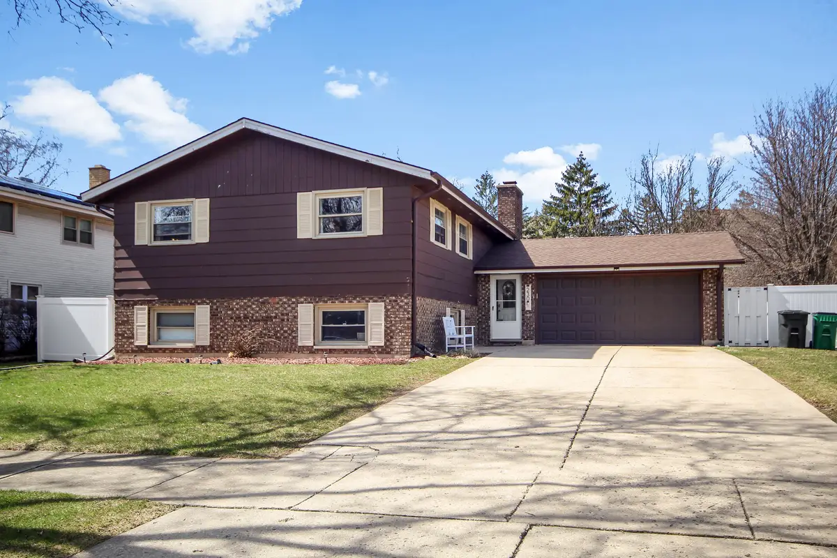 230 Millford Lane, Bloomingdale, IL 60108 - #1