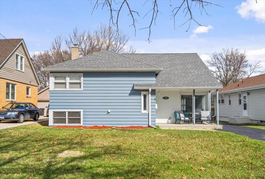 735 S Princeton Avenue, Villa Park, IL 60181 - #2