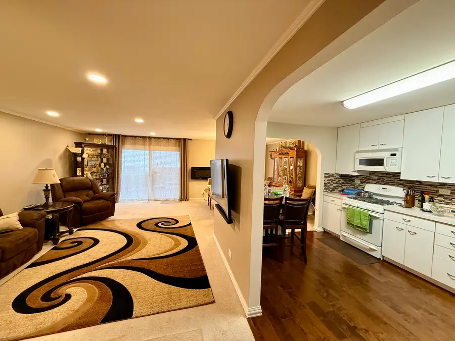 534 Hummingbird Lane, Deerfield, IL 60015 - #2